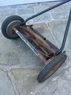American Lawn Mower Co. Push Reel Mower