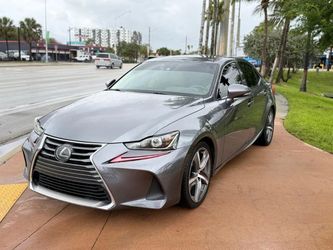 2018 Lexus IS