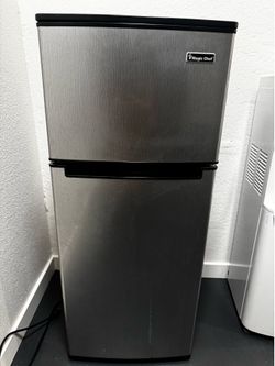 Magic Chef Mini Fridge