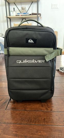 Quiksilver Carry-On Rolling Luggage