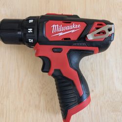 Milwaukee M12 Cordless 1/4" Hex Impact BRAND NEW