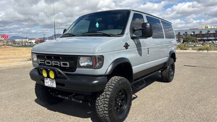 1998 Ford E-350