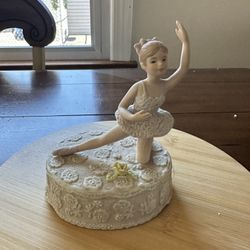 VINTAGE Lefton Ballerina music box