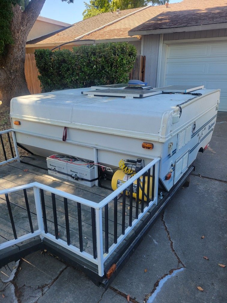1995 Rockwood Pop Up Camper full solar