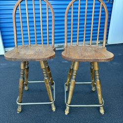 2 Wood Swivel Bar Stools