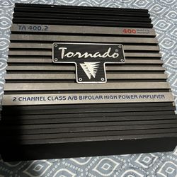 TORNADO AMP 400 Watts 