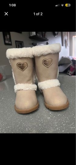 Nine West Toddler Fur boots size 5c