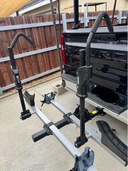 Thule t2 2 bike rack for 2” hitch with locks and keys
