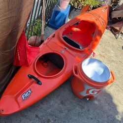 Kayak The Way It Looks Is The Way It Is Tested In The Water Doesn’t Leak