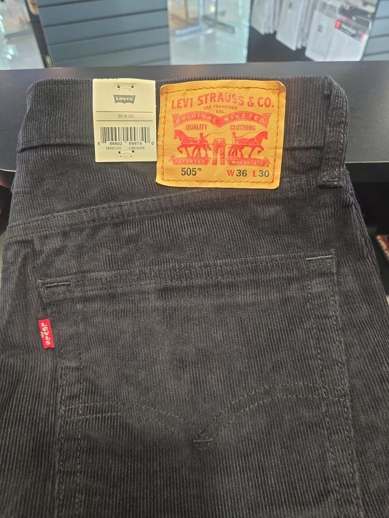 Levis 505