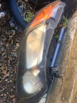 2009 Honda Civic passenger headlight sedan