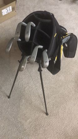 Ultra Lefty Golf Clubs and Bag