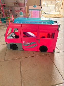 Barbie bus 15