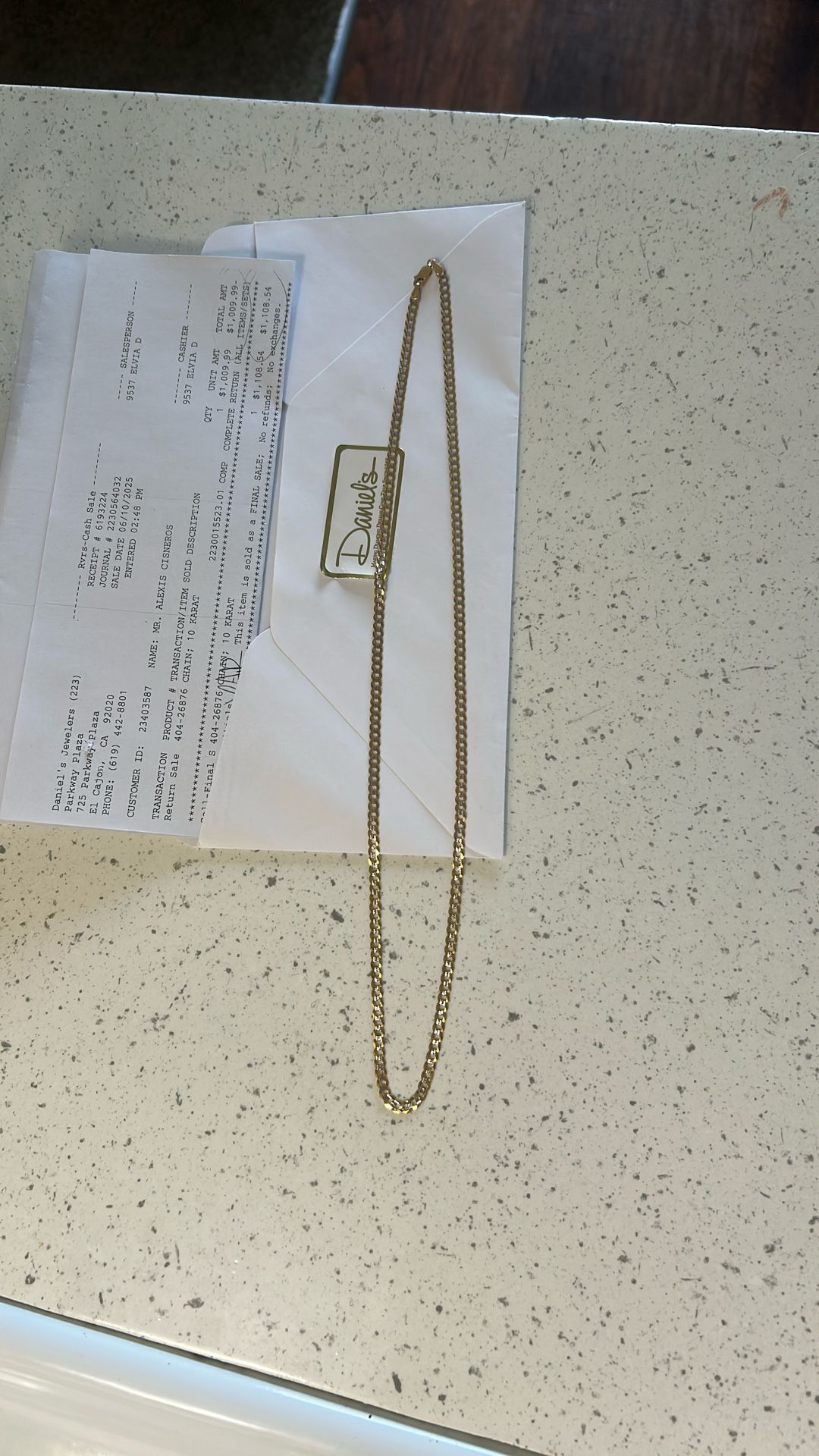 10 Karat Gold Chain From Daniel’s