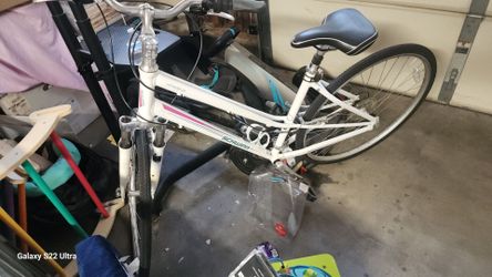 Schwinn Discover Bicicleta Híbrida, Ruedas 700c, 21 Velocidades, Blanca