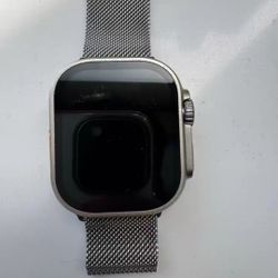 Selling unused Apple Watch Ultra 2 Bluetooth Edition, 99% new condition.