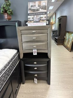 Nightstand 