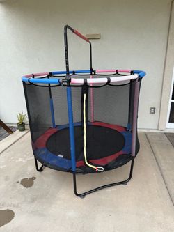 Kids trampoline