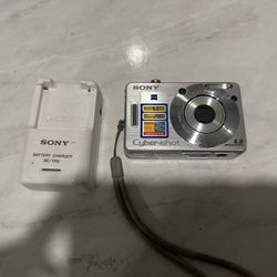 Sony Digital Camera Point Shoot 