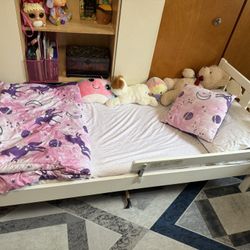 Bed With Mattress 