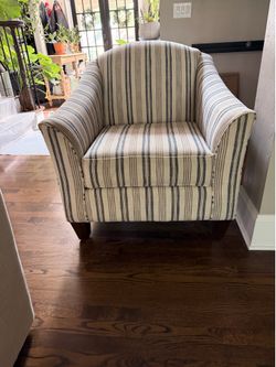 Barrel Chair