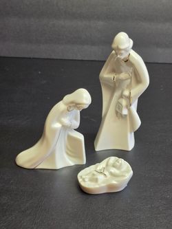 Mikasa 1991 Vintage Holy Night Nativity 3-Piece Set Joseph, Mary, & Jesu