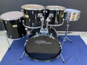 Groove Percussion 5pc Drum Set 22-16-13-12-14”