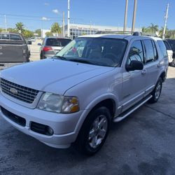 2005 Ford Explorer