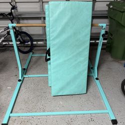 Kids Gymnastic Bar With Mat