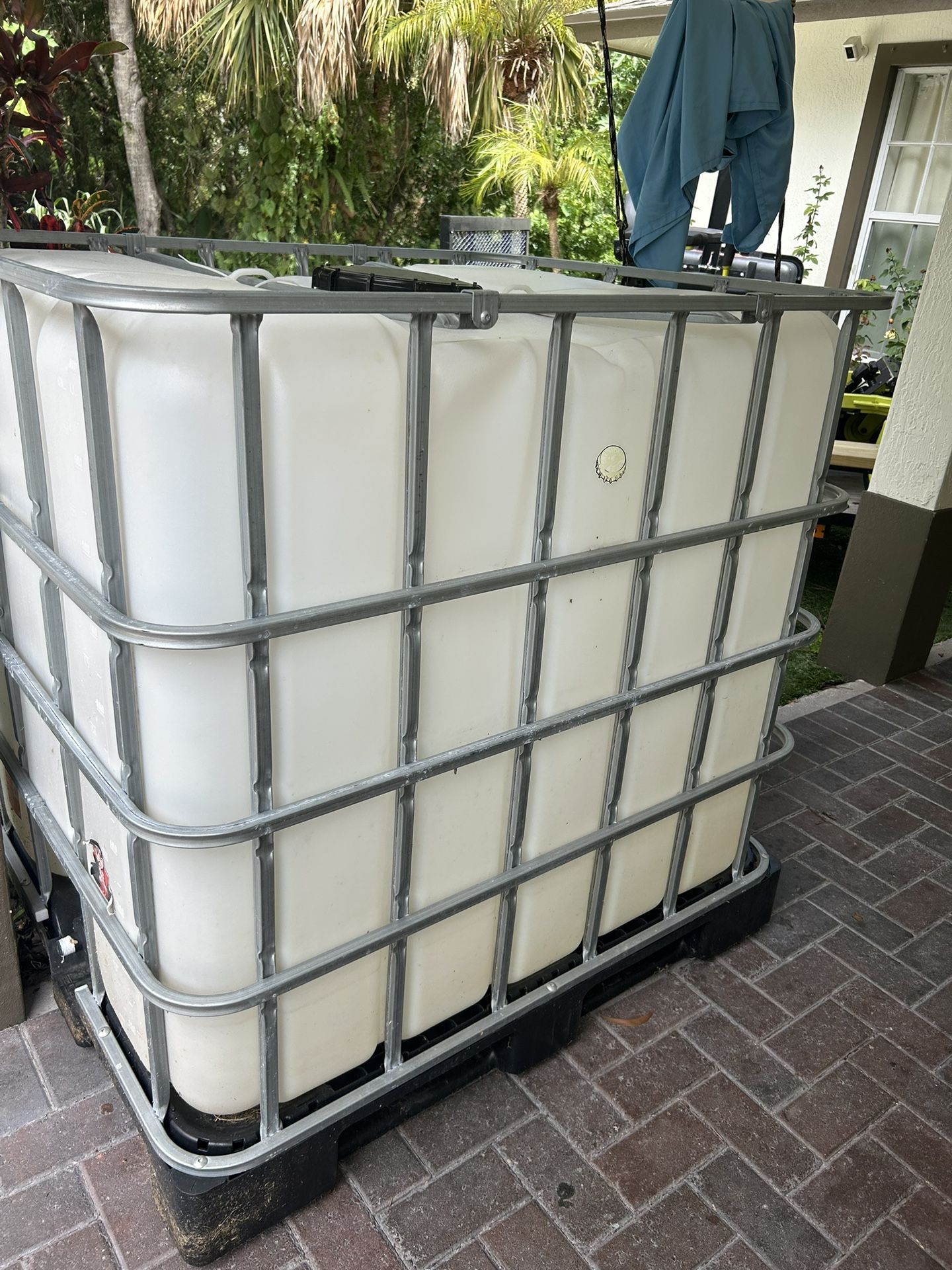 Water Tank