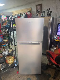 Whirlpool refrigerator 61x24x28