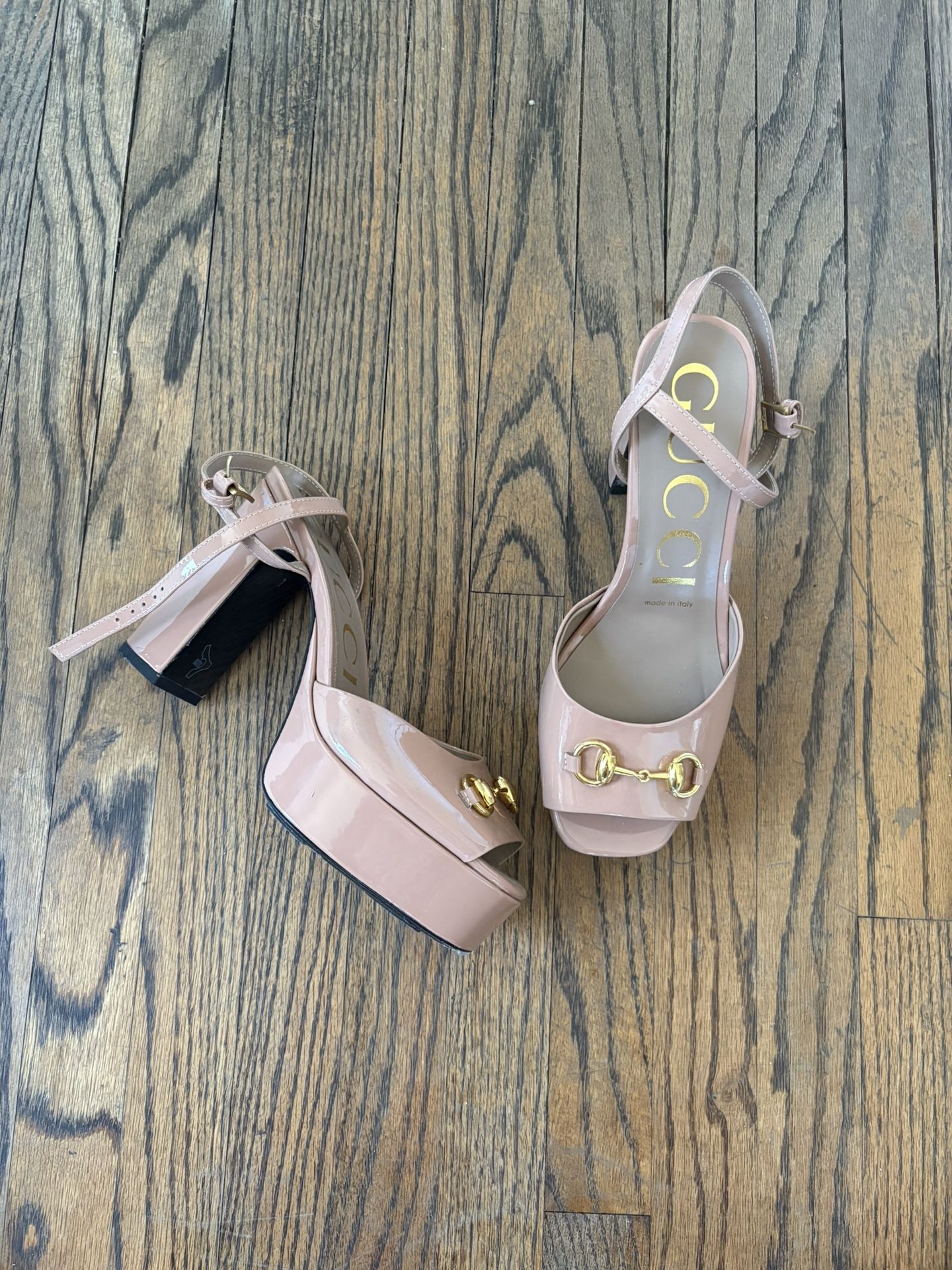 Platform heels 