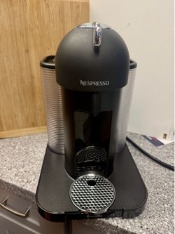 Breville Nespresso Vertuo machine, model BNV220.