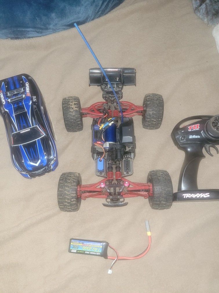 E Revo Vxl