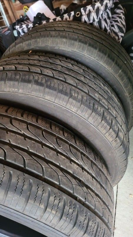 Tires- Set Of Four 265/60R18