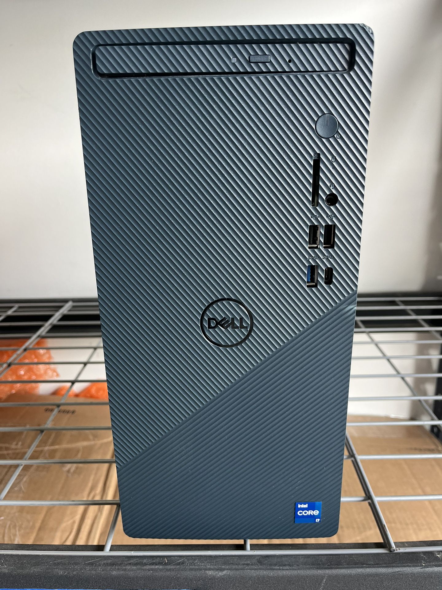 Dell Inspiron 3910 Desktop Computer Tower - Intel Core i7