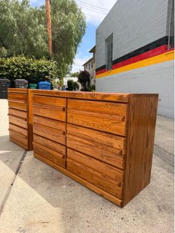 Vintage 1970s Brutalist Oak Modular 2-Piece Dresser & Chest Set
