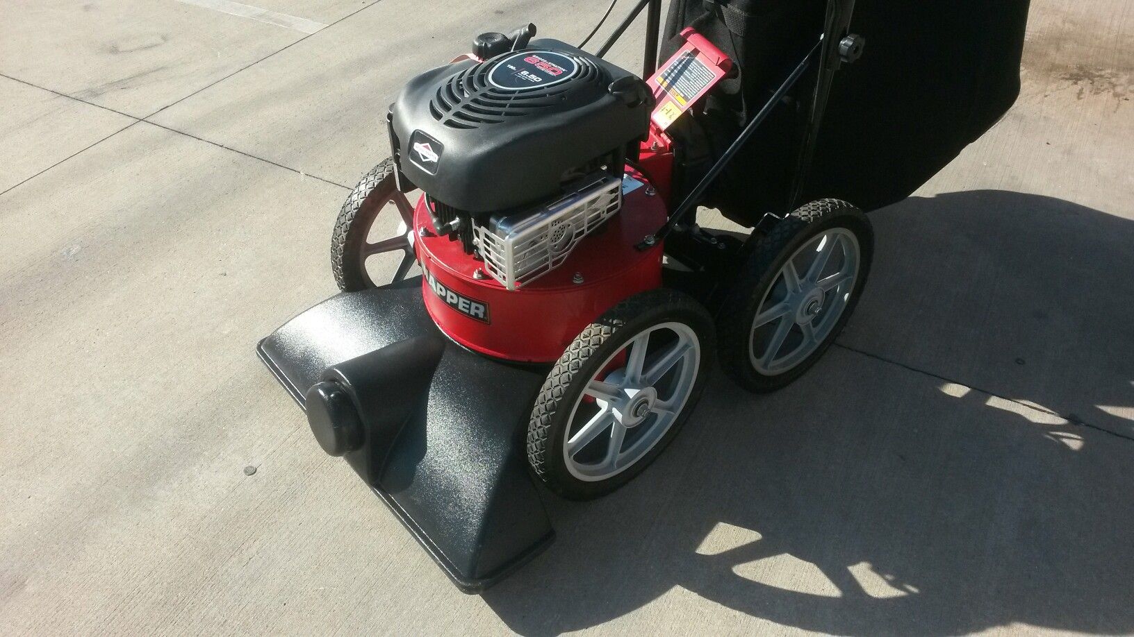 Snapper 2024 leaf vacuum