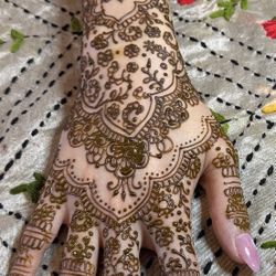 Beautiful Henna Tattoo 