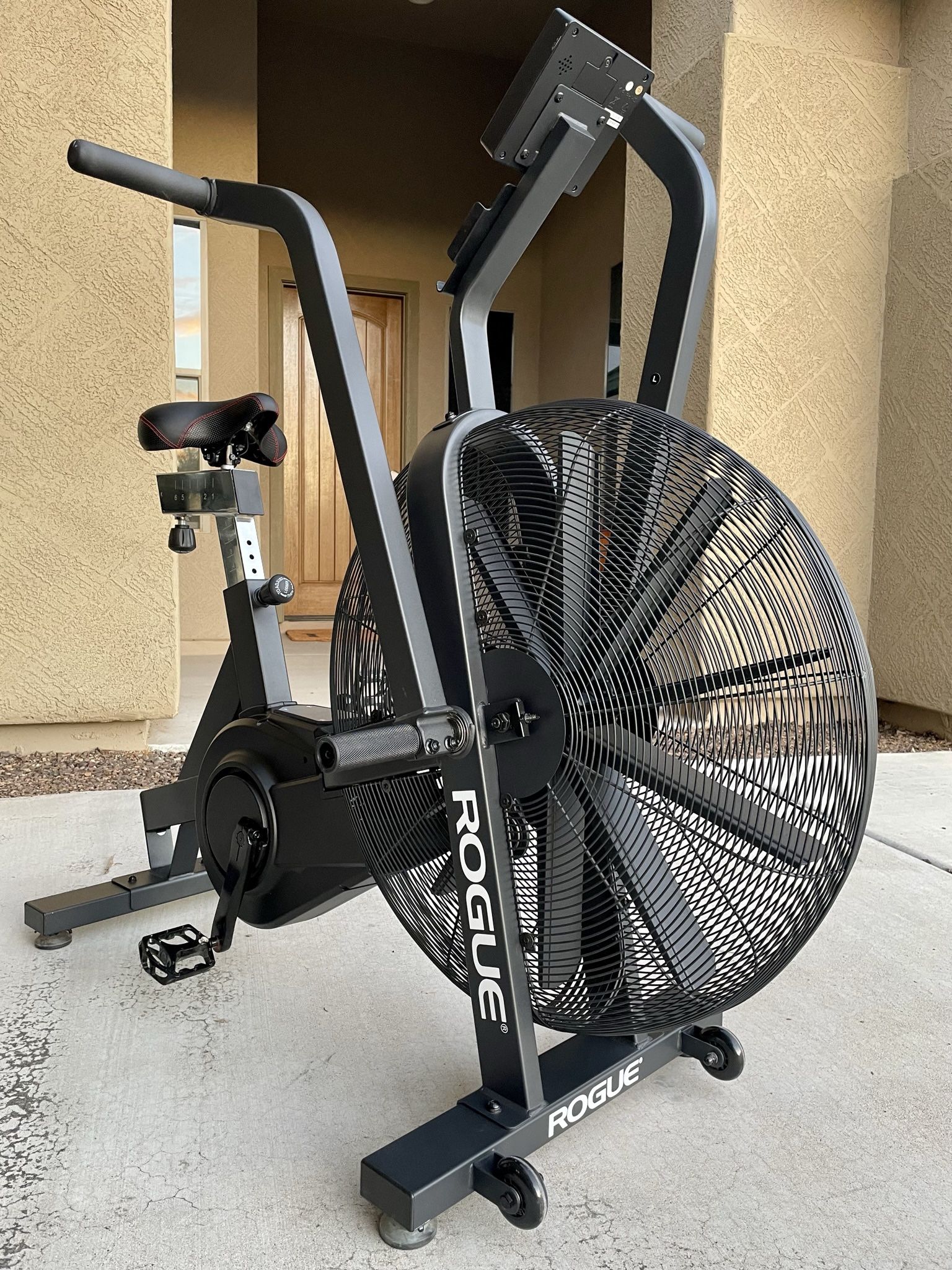 Rogue echo bike used for sale new arrivals