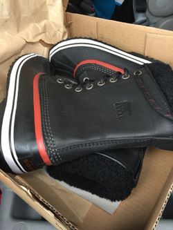 Sorel boots size 8