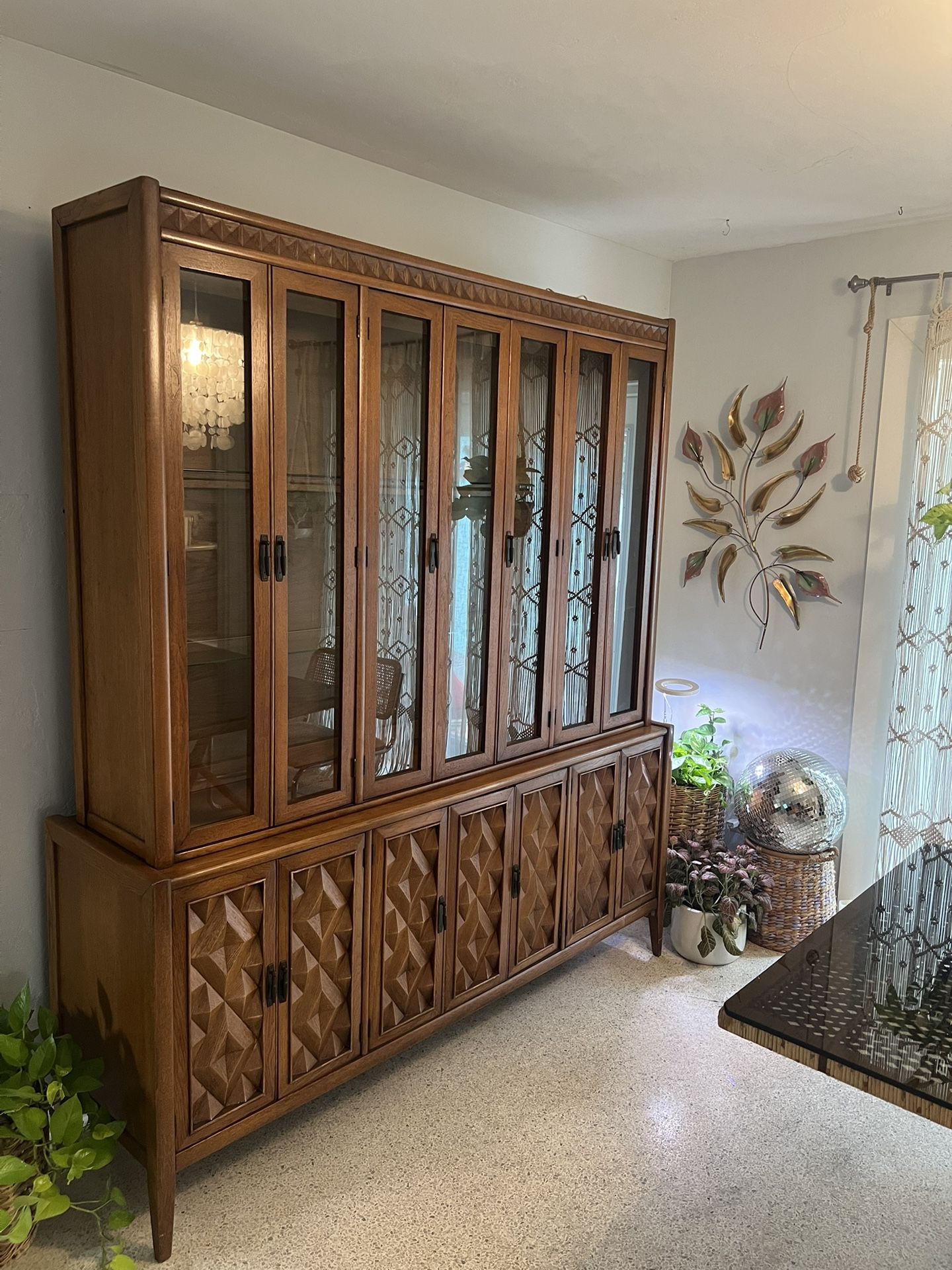 1960s Broyhill Diamond Head Credenza & Hutch Set MCM