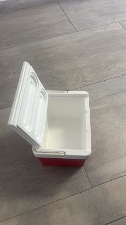 Ice chest