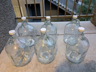 6 glass 1 gallon bottles