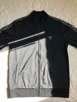 Guess Zip-Up Jacket/Sweater