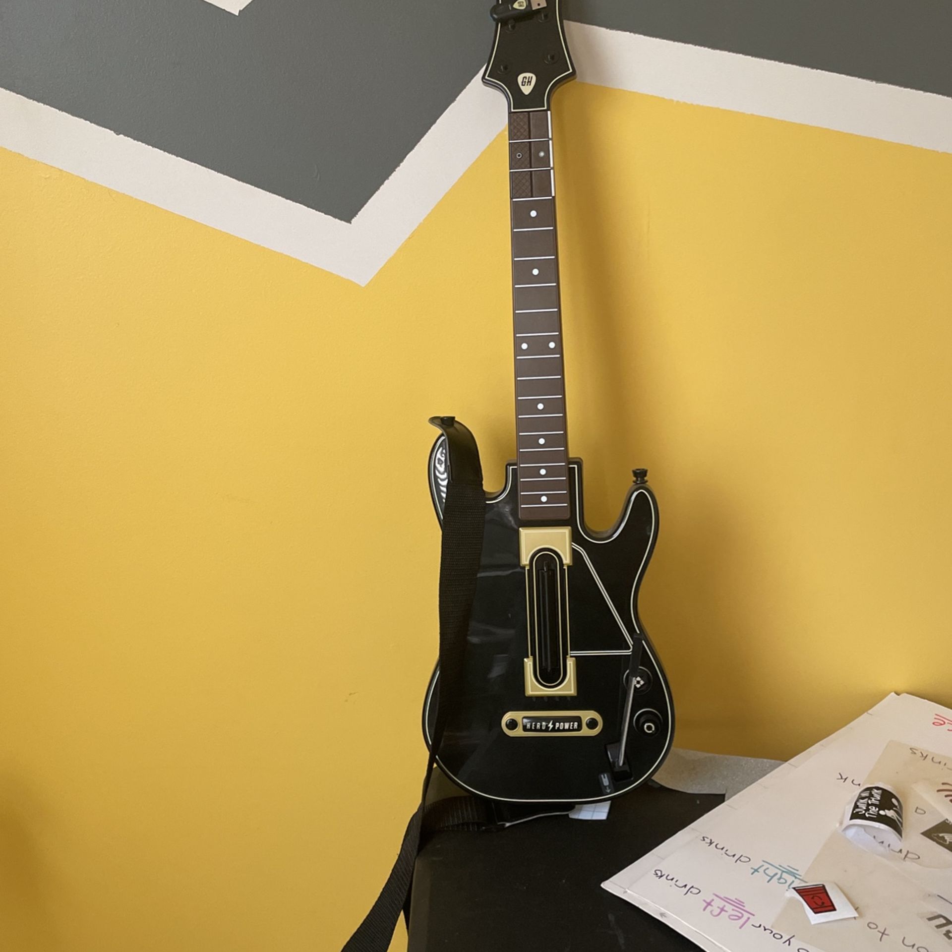 Buy/sell PS4 Guitar Hero Guitar With Dongle And Disc