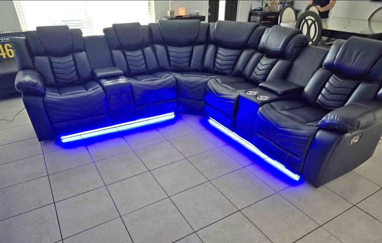 Power recliner sectional sofa