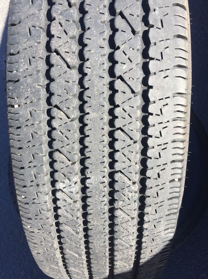 Set of 4 tires LT245/75/16