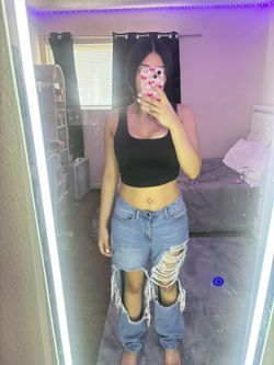 FashionNova Baggy Ripped jeans good condition 