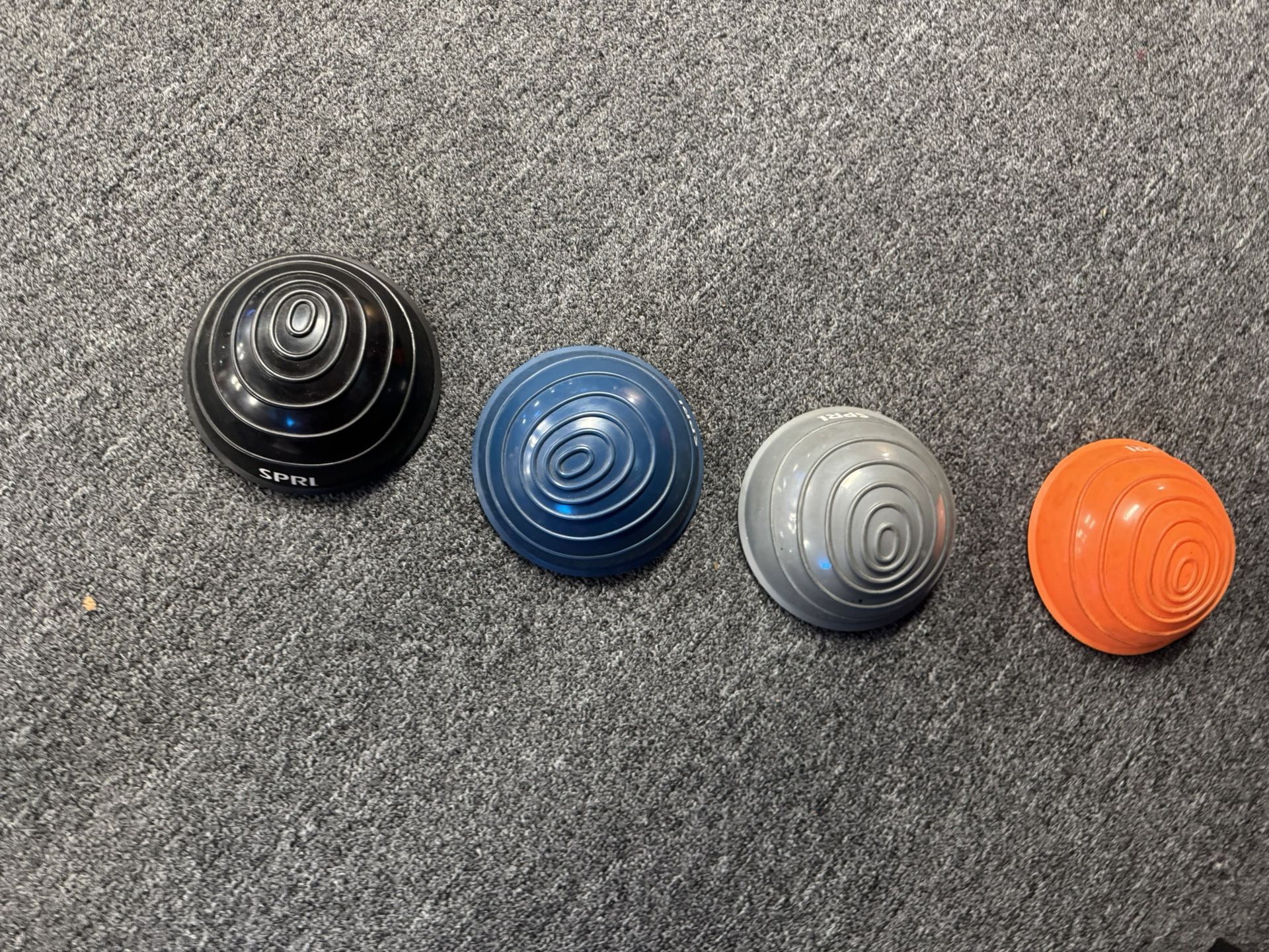 Mini Bosu Balance Pods Set Of Fft